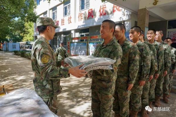 二次入伍，新兵连的挑战与机遇，二次入伍，新兵连的挑战与机遇