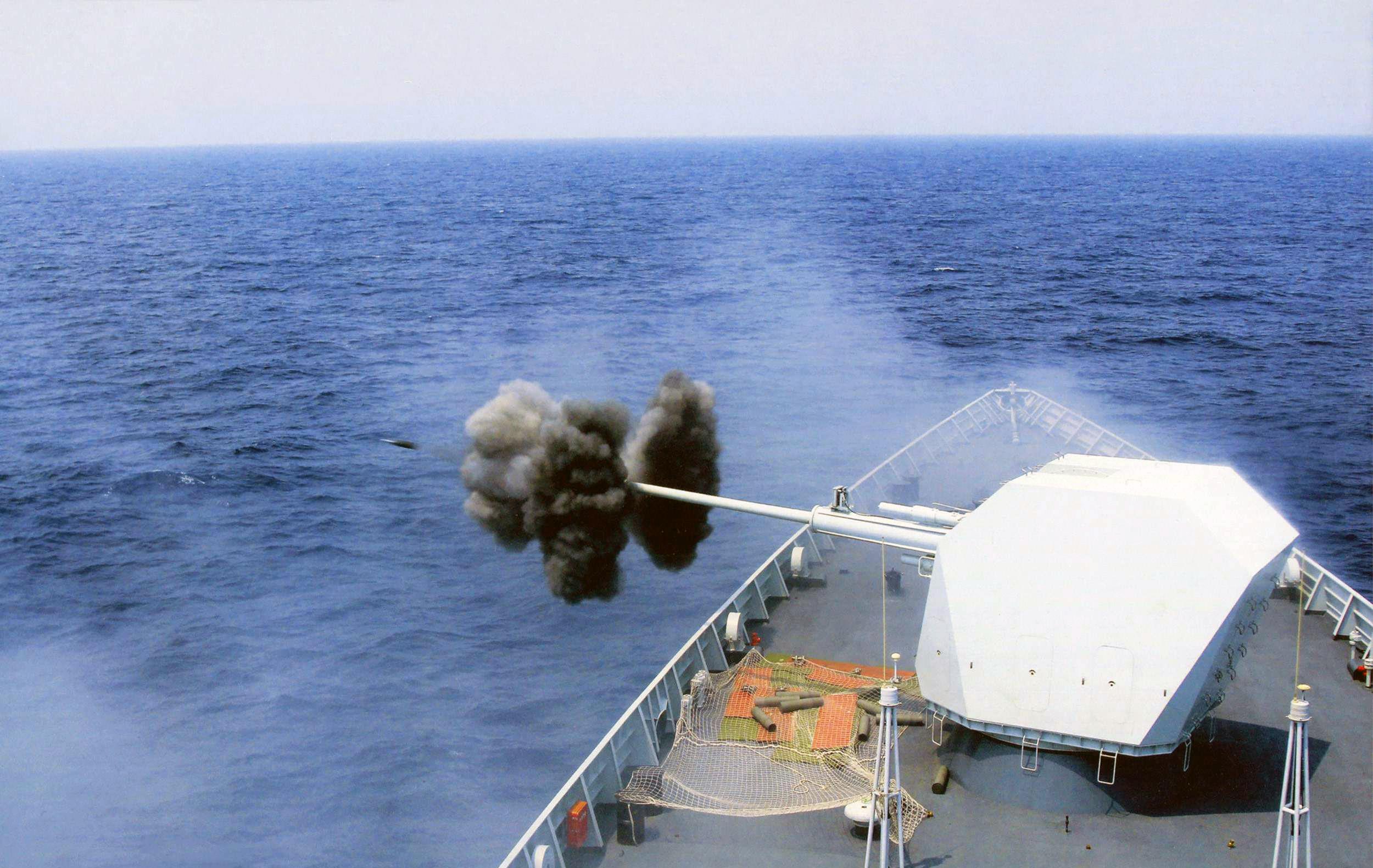 揭秘中国新一代利器,055型驱逐舰搭载长剑-10对陆巡航导弹,揭秘,中国新一代利器——055型驱逐舰搭载长剑-10对陆巡航导弹亮相