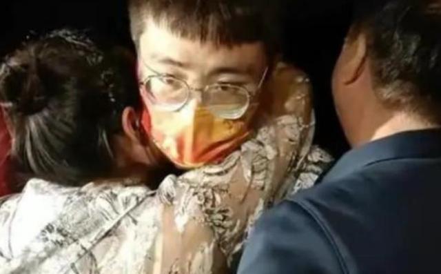 段显峰与杜文锦的结局，一段人生旅程的深刻反思，段显峰与杜文锦的结局，人生旅程的反思与启示