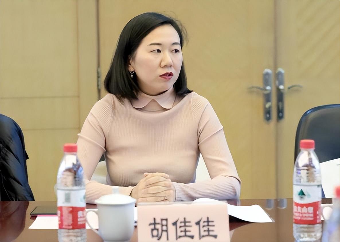 美邦服饰股票，市场趋势与投资分析，美邦服饰股票的市场趋势与投资分析概览