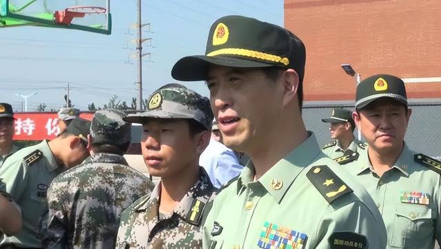 高长辉，十六集团军军长的领导力与风采，高长辉，十六集团军军长的领导力与风采展现