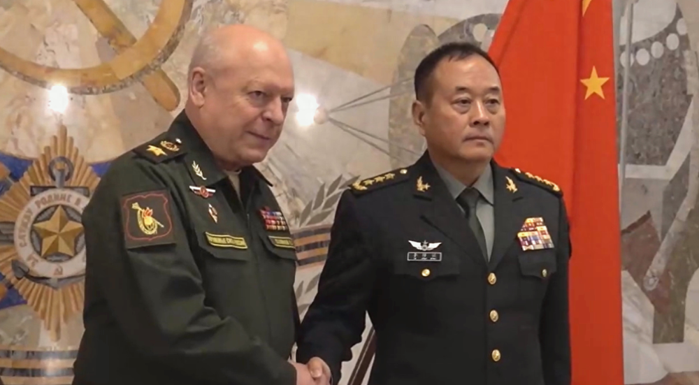 中国陆军应邀前往欧洲，深化合作与增强全球安全视野，中国陆军赴欧洲深化合作与全球安全视野拓展