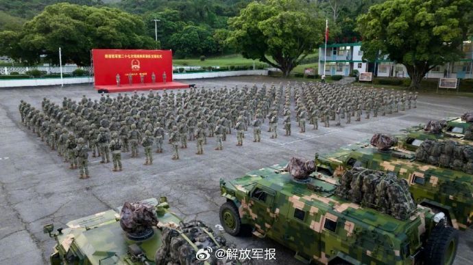 中国人民解放军驻香港部队，维护国家安全与稳定的坚强力量，中国人民解放军驻香港部队，维护国家安全与稳定的坚定力量