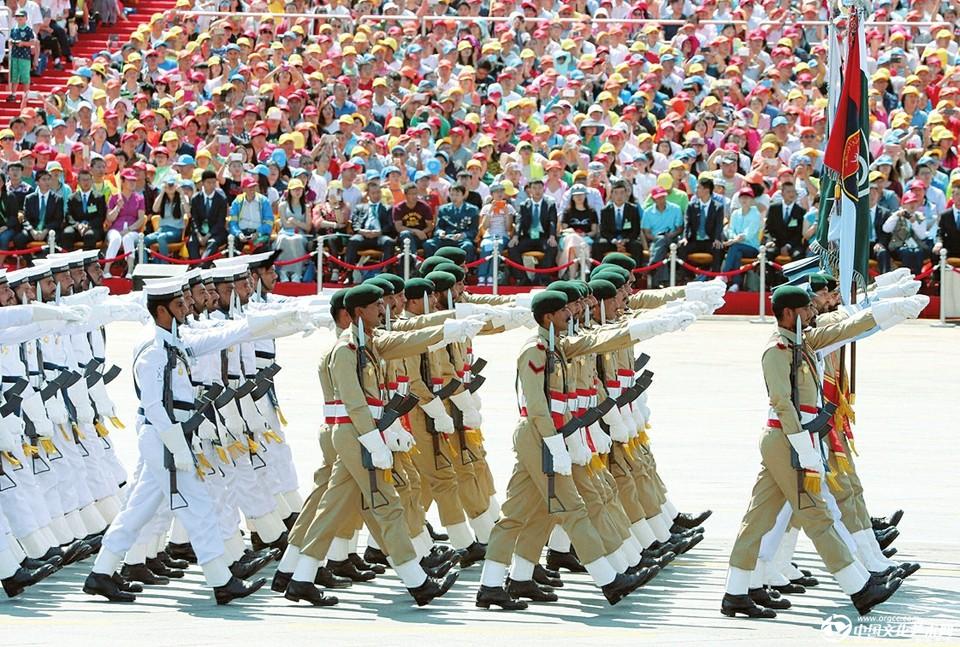 各国阅兵式中的一排人数与参战人数，历史、文化、战略的综合体现，阅兵式中的排兵布阵，历史、文化与战略的综合体现参战人数揭秘