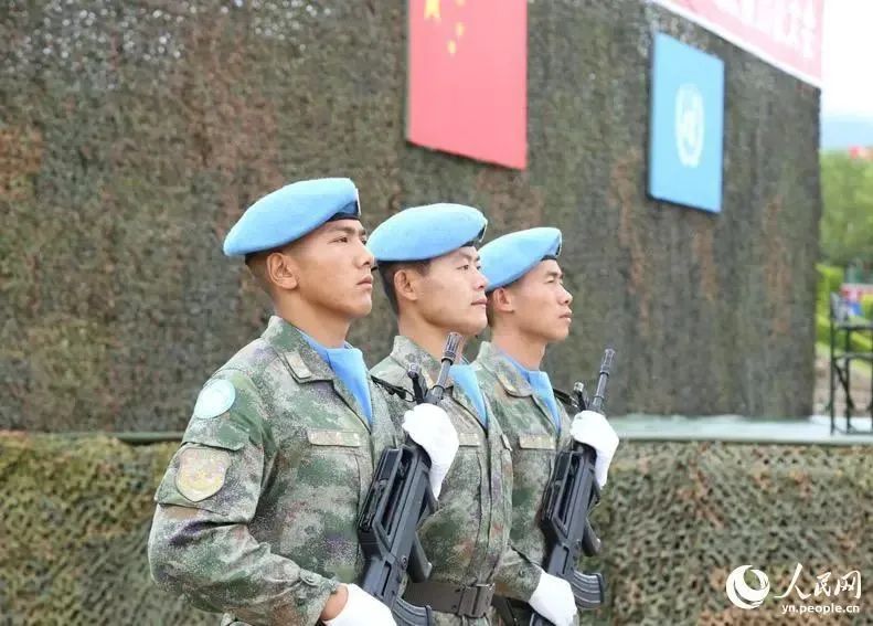 中国维和部队女兵，时代的骄傲与力量的象征——高清图片展现，中国维和部队女兵，时代骄傲与力量象征的璀璨风采（高清图片展示）