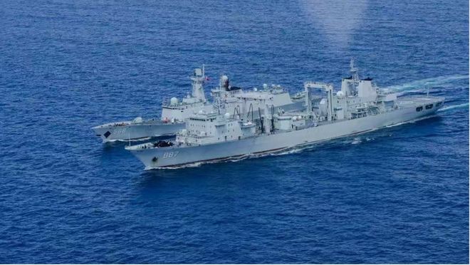海军107舰图片，揭示中国海军力量的重要一环，海军力量揭秘，中国海军107舰图片展示重要一环的力量风采