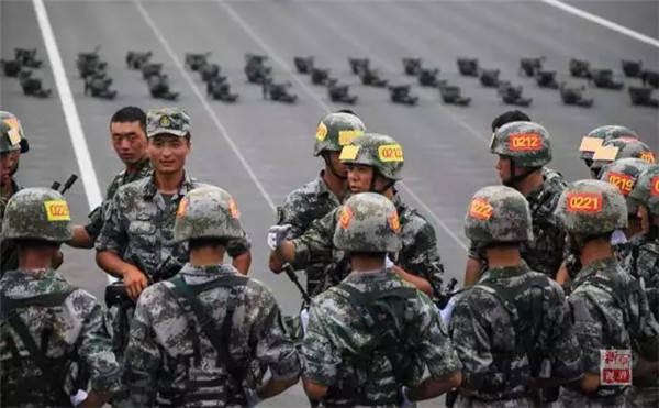抗战胜利阅兵海军方队，荣耀与力量的展现，抗战胜利阅兵海军方队，荣耀与力量的盛大展示