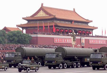 揭秘历史时刻，1999年阅兵中的导弹型号概览，1999年阅兵导弹型号揭秘，历史时刻的全方位概览