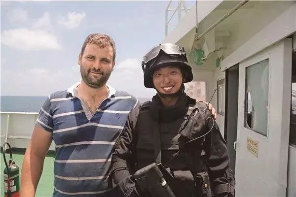 何龙海军与猎人学校的神秘之旅，何龙海军猎人学校的神秘之旅探索纪实