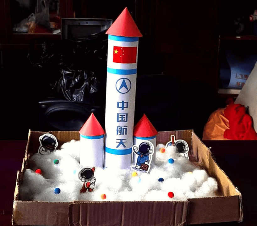 航天火箭模型手工制作，探索宇宙的微观之旅，航天火箭模型手工制作，微观宇宙探索之旅启程