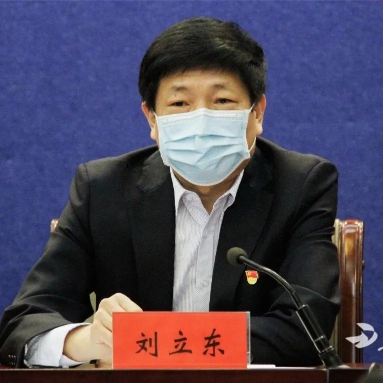 世界新闻头条播放时间，掌握全球最新资讯的关键时刻，全球最新资讯尽在掌握，世界新闻头条播放时间揭秘