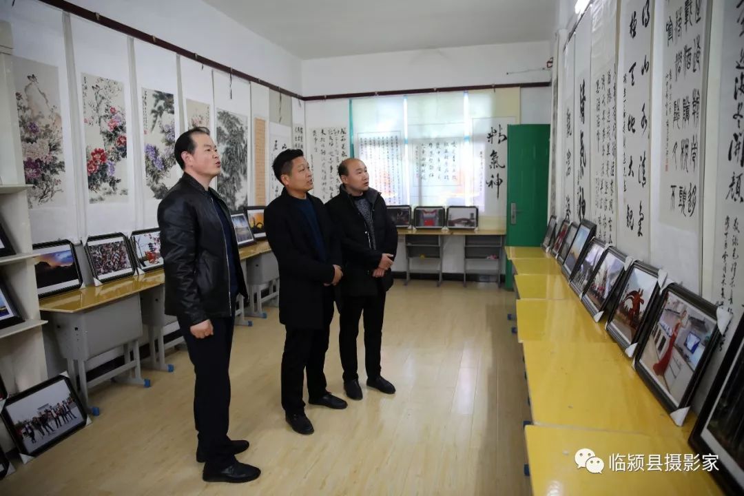 探索邢伟志，一位引领时代的杰出人物，邢伟志，时代引领者的杰出风采