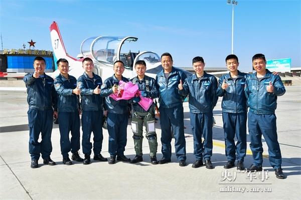 中国人民解放军空军网站，展示空军实力，弘扬国防精神，中国人民解放军空军网站，展示空中力量，弘扬国防精神
