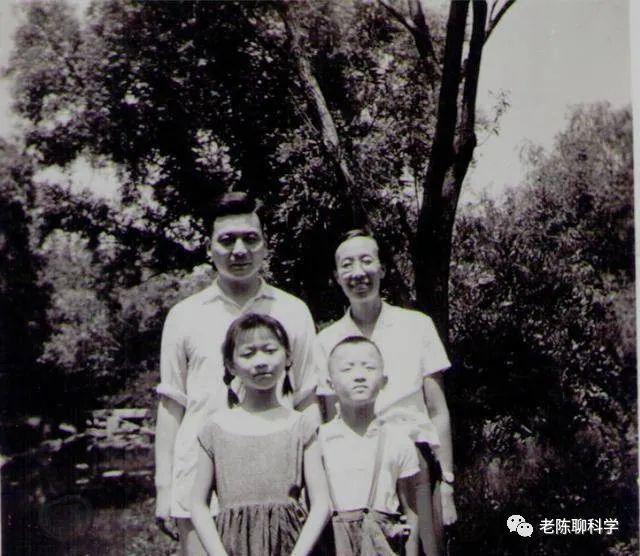 邓志典，一位卓越的企业家与慈善家的传奇人生，邓志典，企业家与慈善家的传奇人生之路
