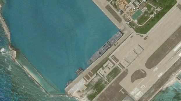 中国大型登陆舰，展现强大的军事力量与战略投射能力，中国大型登陆舰，展现军事力量与战略投射能力的强大平台