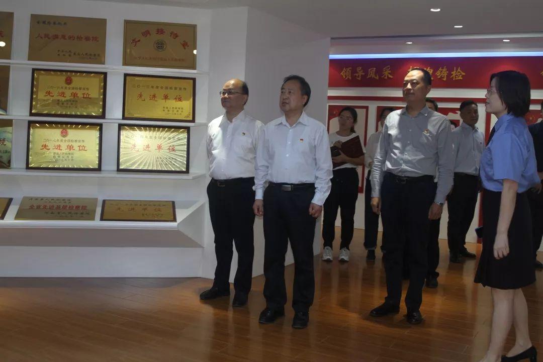 张宏昌，一位引领时代的杰出人物，张宏昌，时代引领者的杰出风采