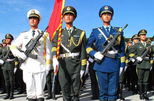 男兵身高180cm能否进入仪仗队，探讨与解析，男兵身高180cm能否加入仪仗队，解析与探讨