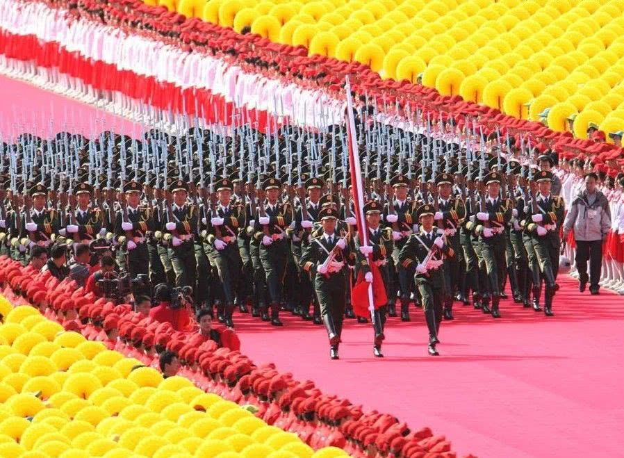 国外评论中国阅兵，一场展示力量与和平的盛宴，国外视角下的中国阅兵，力量与和平的展示盛宴