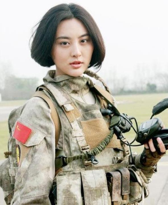 中国女特种兵的遭遇——冯霞的故事，冯霞，中国女特种兵的艰难历程