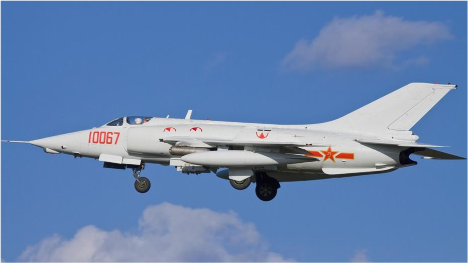 中国空军先进战机，翱翔天际的雄鹰，中国空军先进战机，翱翔天际的雄鹰展翅高飞