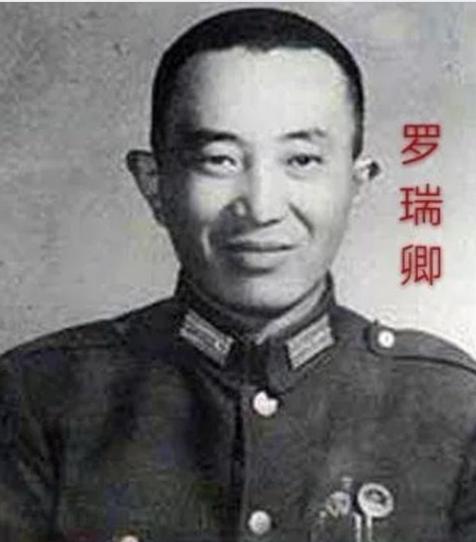 中国的军衔资历等级及标志，解读荣耀与责任，中国军衔资历等级及标志，荣耀与责任的解读