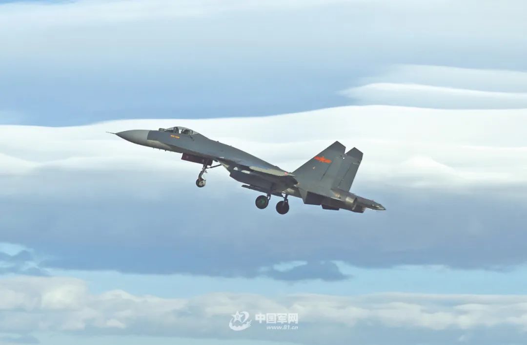 探索空军壁纸高清图片全屏的魅力，空军壁纸高清全屏的魅力探索