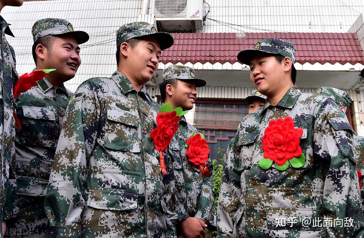 为什么28岁还在当兵，探究年龄与服役之间的深层原因，探究年龄与服役之间的深层原因，为何28岁仍在军中坚守？