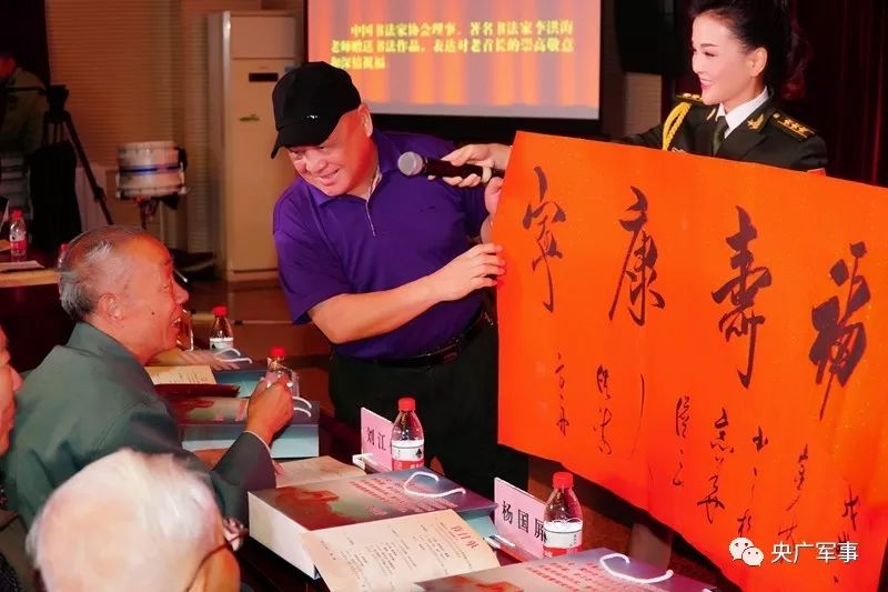 丁晓君还在吗——一位公众人物的命运与影响，丁晓君，公众人物的命运与深远影响