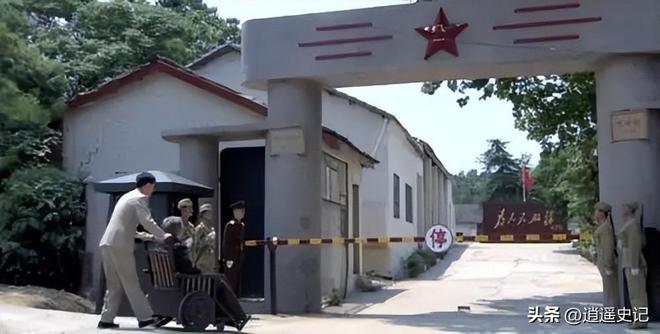 上将退休后可以住军区大院吗？——对军人住房政策的探讨，军人住房政策探讨，上将退休后能否继续居住军区大院？