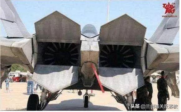 歼-20尾喷口为何不是矩形，揭秘歼-20尾喷口设计之谜，为何不是矩形？