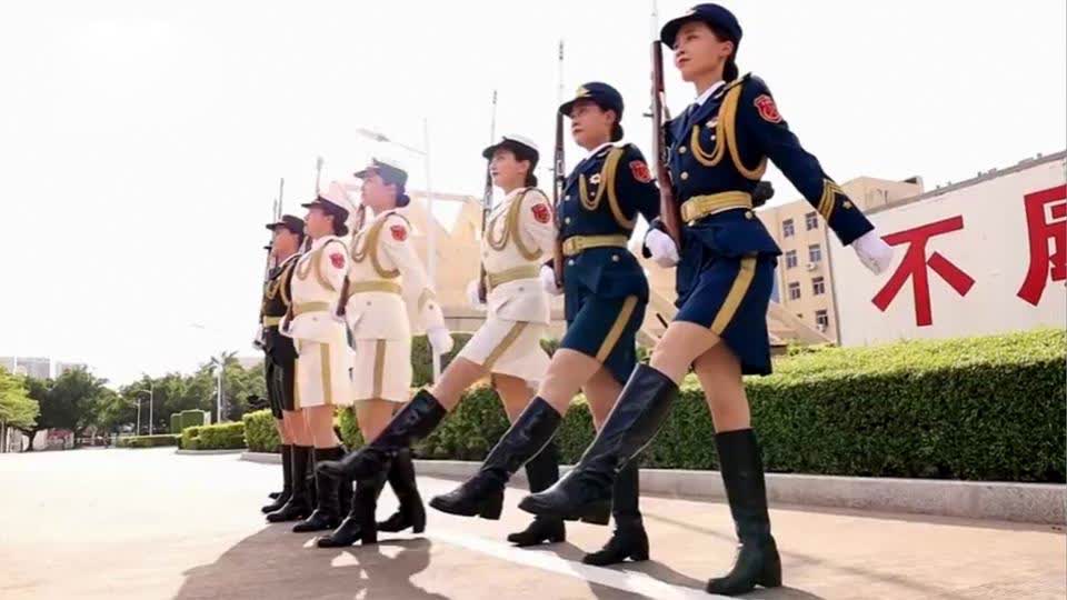 驻香港部队女兵仪仗队视频，展现新时代巾帼英雄风采，驻香港部队女兵仪仗队风采，新时代巾帼英雄展现风采