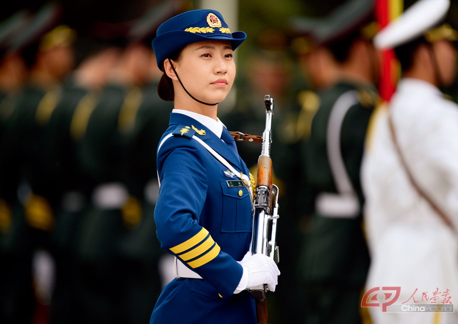 中国人民解放军三军仪仗队女兵，荣耀与担当，中国人民解放军三军仪仗队女兵，荣耀与使命的担当