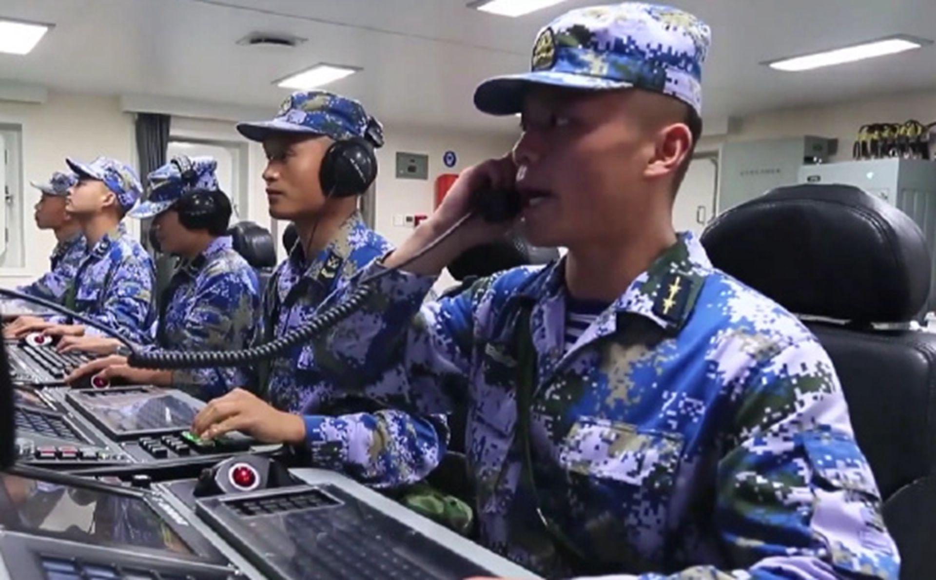 海军航空兵换装歼-16，新时代的空中力量转型，海军航空兵换装歼-16，空中力量转型迈入新时代