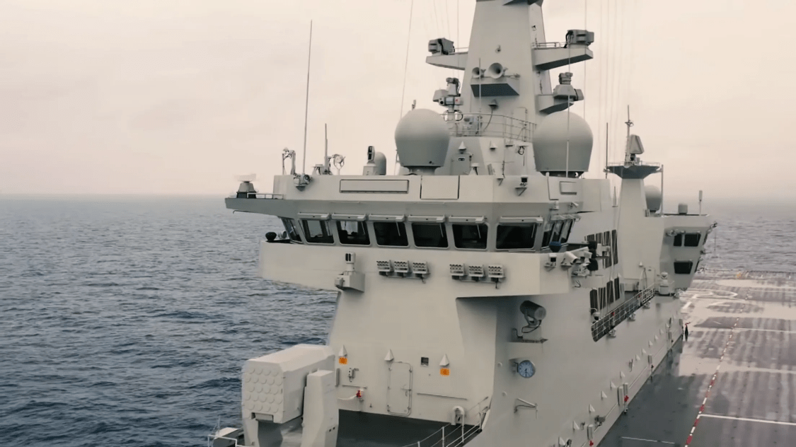 海南075型两栖攻击舰，中国海军力量的新里程碑，海南075型两栖攻击舰，中国海军力量的崭新里程碑