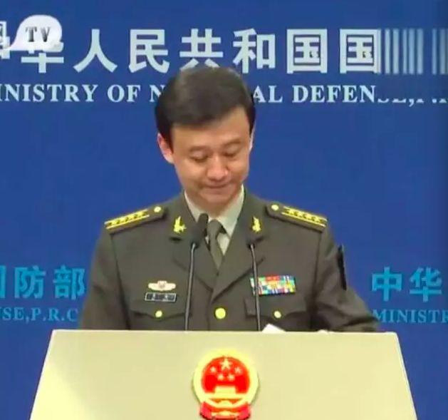 揭秘国防部吴谦的爷爷身份，家族传统与军事情怀的传承，揭秘吴谦爷爷身份，家族传统与军事情怀的传承之路