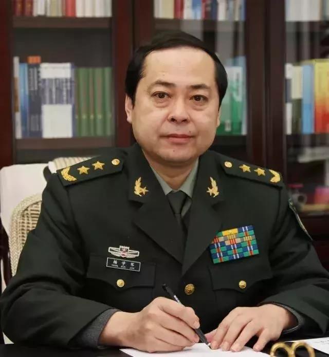 国防科工委政委，引领科技强军，铸就国家安全基石，国防科工委政委引领科技强军，筑牢国家安全基石