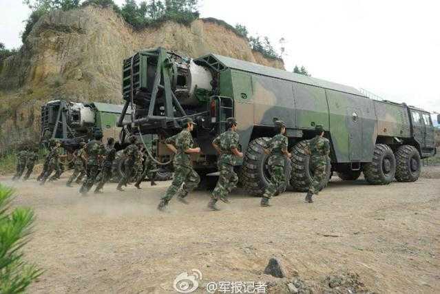 中国二炮部队远程轰炸美国本土，战略威慑与国家安全的考量，中国二炮部队战略威慑与国家安全，远程轰炸美国本土的考量