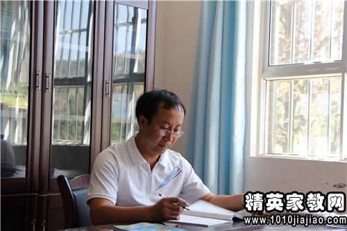 丁小兵个人事迹，英勇无畏，忠诚奉献的典范，丁小兵，英勇无畏，忠诚奉献的典范事迹介绍