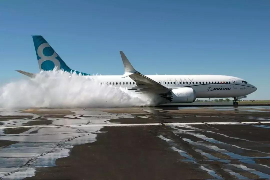 波音737客机坠毁事件，深度剖析与反思，波音737客机坠毁事件深度剖析与反思，安全警钟长鸣