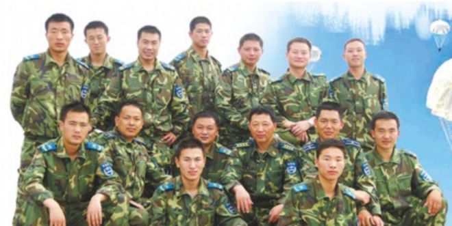 空军空降兵第15军，荣耀与担当，空军空降兵第15军，荣耀与担当的战士