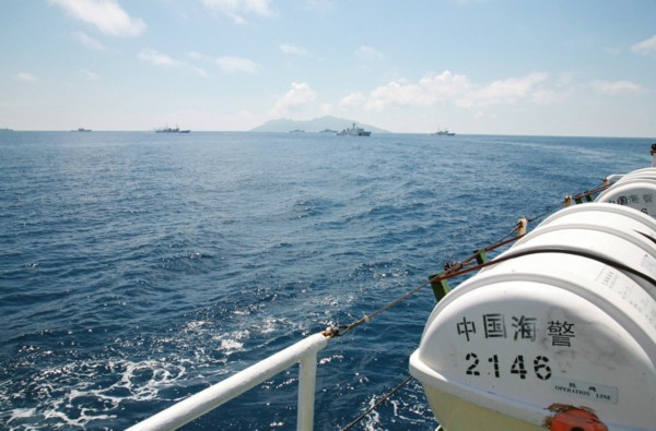中国海警在钓鱼岛领海巡航，捍卫主权，展示决心，中国海警钓鱼岛领海巡航捍卫主权，展示决心坚定