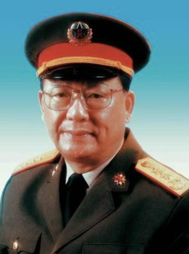 上将与省委书记，领导力量的双重角色，上将与省委书记，双重角色下的领导力量