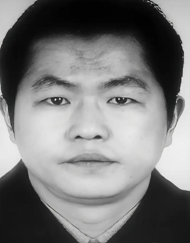 部队真实的人际关系，深度解析与探讨，部队人际关系的深度解析与探讨，真实面貌揭秘