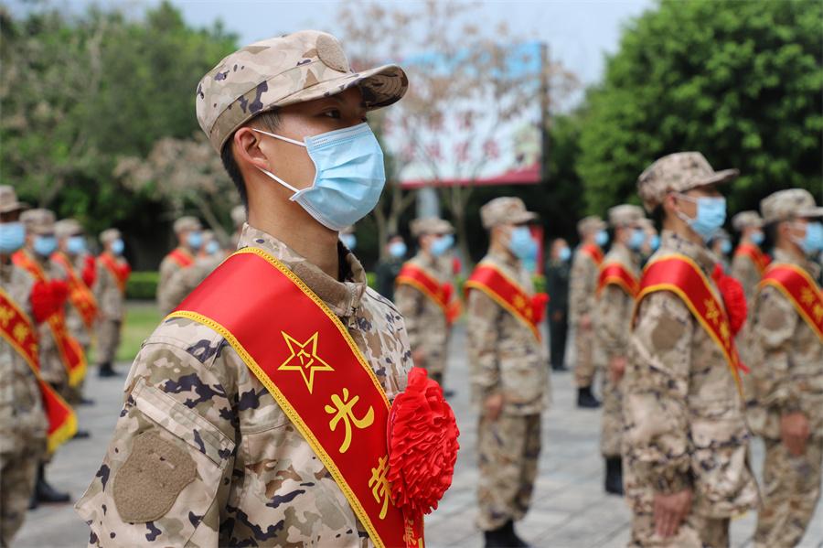 新兵入伍名单查询指南，了解查询途径与注意事项，新兵入伍名单查询指南，查询途径与注意事项全解析