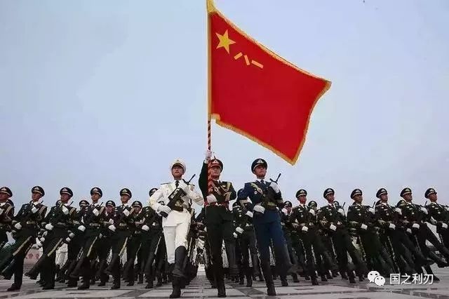 祖国不会忘记——致敬三军仪仗队视频，致敬三军仪仗队，祖国的荣耀与记忆