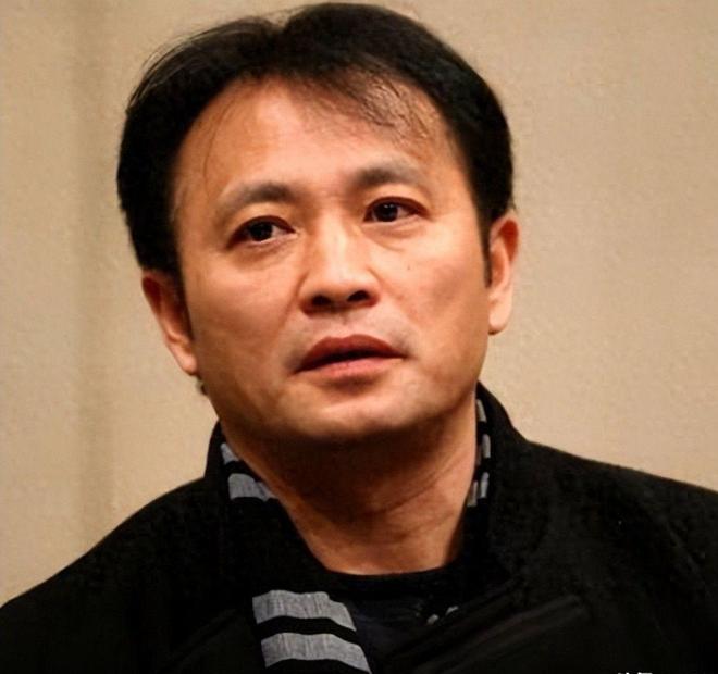 丁志诚第一任妻子，爱情与人生的交织，丁志诚的第一任妻子，爱情与人生的交织旅程