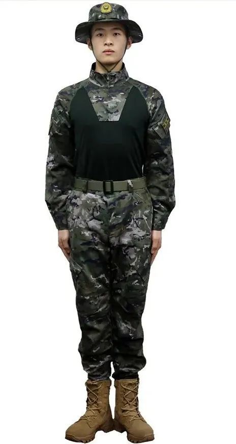 武警夏季迷彩作训服，功能与设计的完美结合，武警夏季迷彩作训服，功能与设计融合之典范