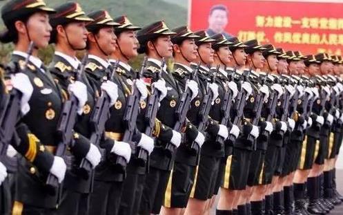 90年代中国女兵方队，英勇风采的时代见证，90年代中国女兵方队，英勇风采的时代印记