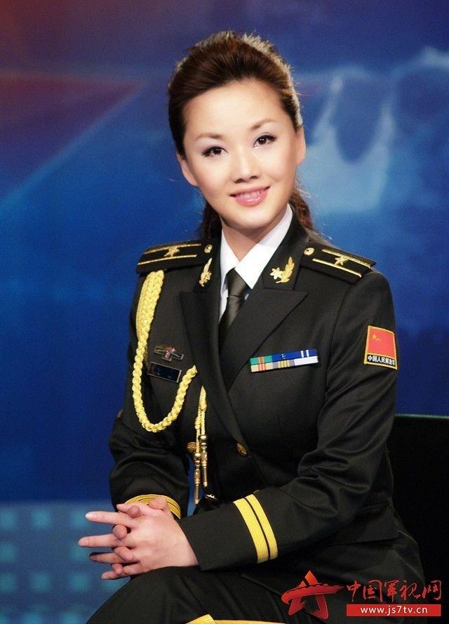 中央军事频道女主持，闪耀荧屏的巾帼英雄，中央军事频道女主持，荧屏上的巾帼英雄风采