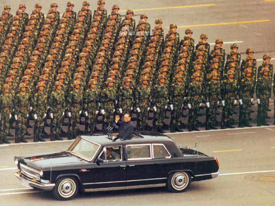 阅兵式1999，回顾与反思，阅兵式风云再现，回顾与反思1999年盛况